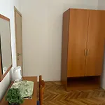 Olea Apartment *